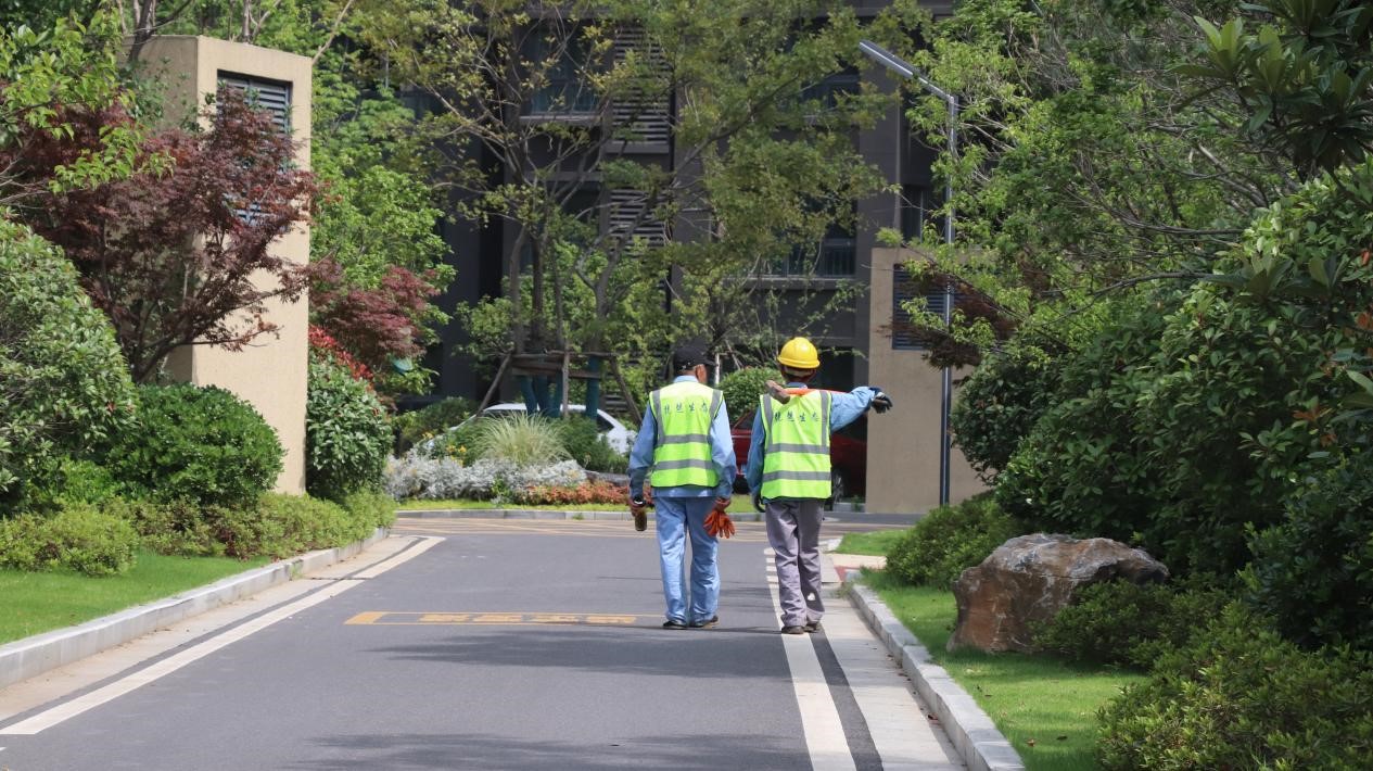 “生涯惬意，服务中意” 葛塘西片区地块保险房交付回访业主这样说